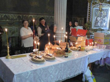 Sâmbetele morţilor şi grija Bisericii pentru cei adormiţi